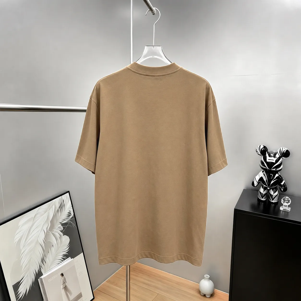 moncle～ 《 》7a tee ， Same Style ， : Black White Coffee Brown Size：S（90-130 ） M（125-150 ） L（135-165 ） XL（160-190 ） XXL（185-220 ）